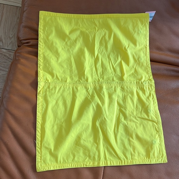 Ralph Lauren Yellow Accent pillow Case - Picture 3 of 3